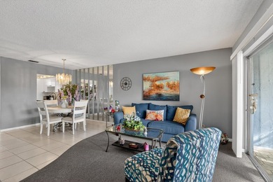CONVERTIBLE 2 BR 2 BA VILLA - UPDATED AND MOVE-IN READY! Enjoy - photo 15