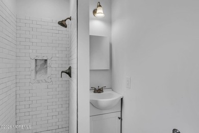 Welcome to 2 Ashcroft Lane, a charming 2-bed, 2-bath Lakeview - photo 21
