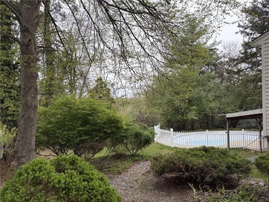 THIS IS A SPACIOUS 3 BED, 1 BATH RANCH WITH A HUGE FIRST FLOOR - photo 7