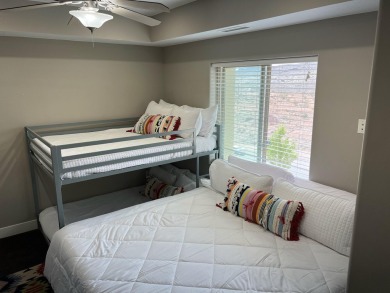 AMAZING 4th FLOOR PENTHOUSE CONDO at Estancia! Only one other