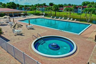 CONVERTIBLE 2 BR 2 BA VILLA - UPDATED AND MOVE-IN READY! Enjoy - photo 32