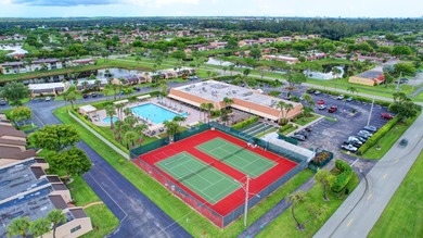 CONVERTIBLE 2 BR 2 BA VILLA - UPDATED AND MOVE-IN READY! Enjoy - photo 33
