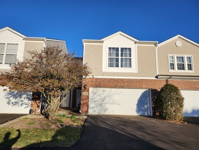 (private lake, pond, creek) Townhome/Townhouse For Sale in Lockport Illinois