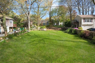 Build your new coastal home in one of Narragansett's most - photo 3