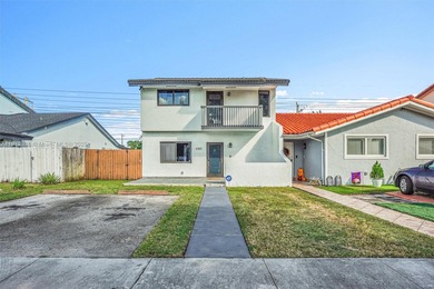 Kendale Lakes Area Townhome/Townhouse Sale Pending in Miami Florida