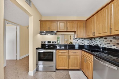 Second-floor 2BR/2BA in a two-story building-no milestone - photo 12