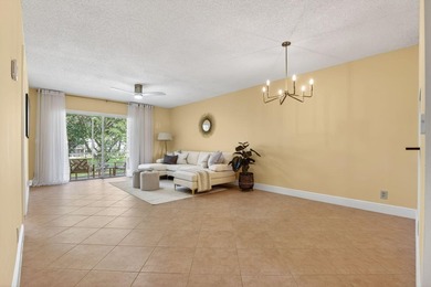 Second-floor 2BR/2BA in a two-story building-no milestone - photo 14