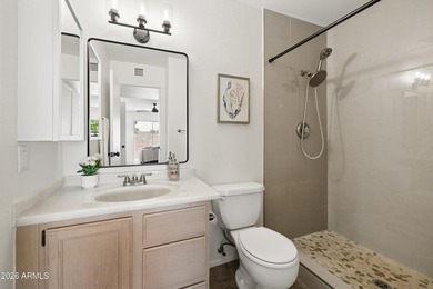 Welcome to this beautifully updated 2 bedroom, 2 bathroom - photo 22