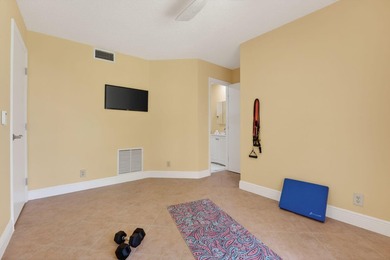 Second-floor 2BR/2BA in a two-story building-no milestone - photo 22