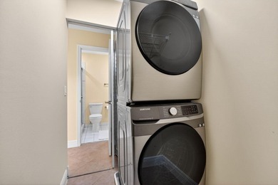 Second-floor 2BR/2BA in a two-story building-no milestone - photo 26