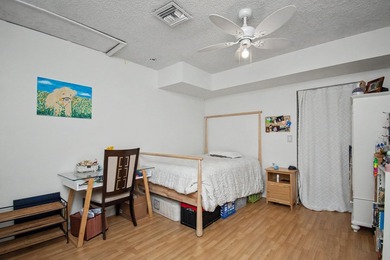 Florida living at its finest in the highly desirable Thornhill - photo 34