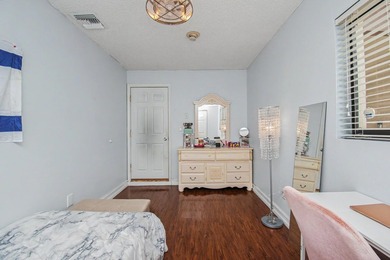 Florida living at its finest in the highly desirable Thornhill - photo 41