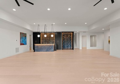 Exquisite Waterfront Masterpiece on Lake Wylie - Discover an - photo 46