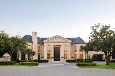 Welcome to 10617 Bridge Hollow - a masterwork of architecture - photo 3