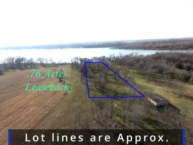 Waterfront land in private gated community - photo 6