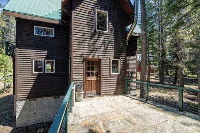 Exceedingly well-built and truly one of a kind, this charming - photo 15