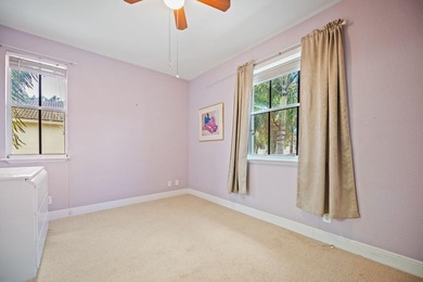 Beautiful, freshly painted two-story corner-unit townhouse - photo 20
