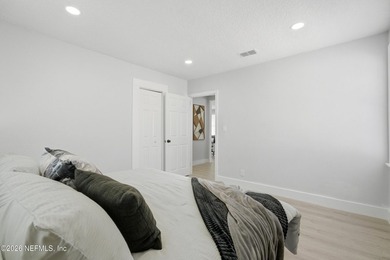 Amazing opportunity to own this beautifully renovated home. NO - photo 22