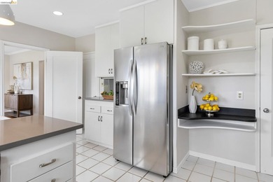 Welcome to this charming Crocker Traditional with character and - photo 23