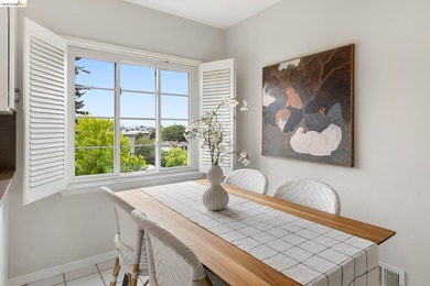 Welcome to this charming Crocker Traditional with character and - photo 25
