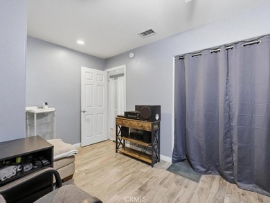 Welcome to 6261 Vanguard Avenue in the Eastgate neighborhood of - photo 26