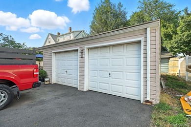 Exceptional opportunity in Larchmont area for investor and - photo 28