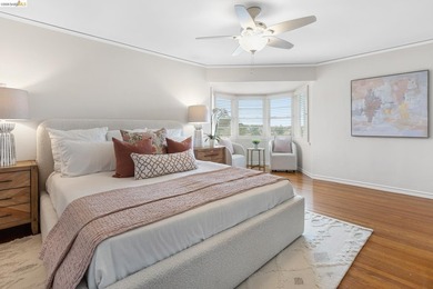 Welcome to this charming Crocker Traditional with character and - photo 31