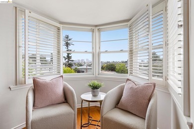 Welcome to this charming Crocker Traditional with character and - photo 32