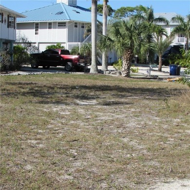 CAPTAIN'S COVE homesite in Bokeelia. Boating subdivision without - photo 10