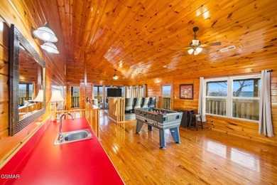 Spacious 3,456 sq.ft. STR with 6 KING SIZE ROOMS and GREAT - photo 6