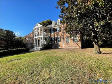 Springfield, circa 1828 is a historic treasure and icon located - photo 5