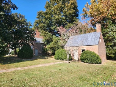 Springfield, circa 1828 is a historic treasure and icon located - photo 8