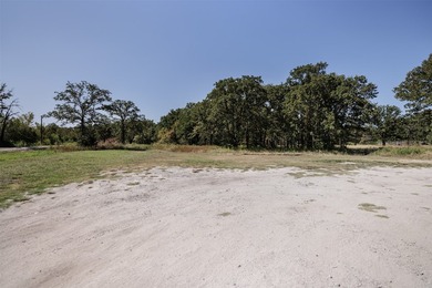 Great location, property has over 2 and a half acres with so - photo 20