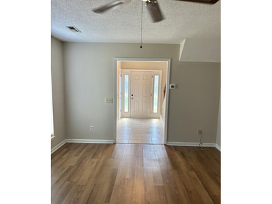 MOTIVATED SELLER!! REFRESHED LISTING! NEW UPGRADES INCLUDING NEW - photo 6
