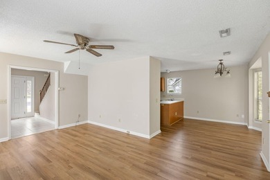 MOTIVATED SELLER!! REFRESHED LISTING! NEW UPGRADES INCLUDING NEW - photo 7