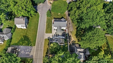 Welcome to 146 Willowbrook Road - A Charming Cottage-Style - photo 48