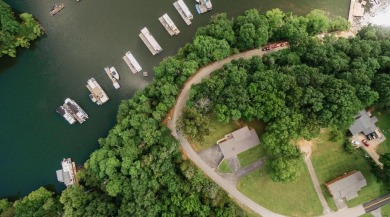 Lake Home For Sale in Somerset, Kentucky
