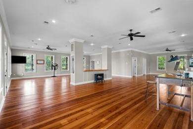 Traditional Southern Style Lake Home - photo 11