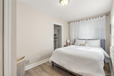 Enjoy the best of waterfront living on all-sports Lake St - photo 12