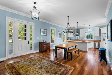Traditional Southern Style Lake Home - photo 3