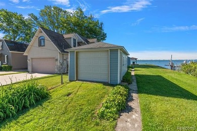Enjoy the best of waterfront living on all-sports Lake St - photo 20