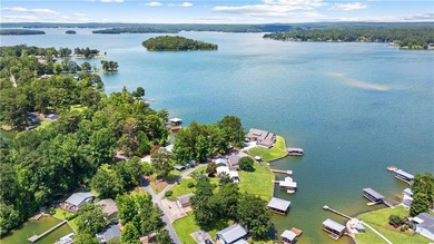 Looking for your personal waterfront oasis? The home features 3 - photo 41