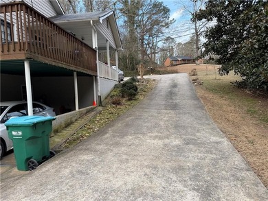 Rents scheduled to increase on this amazing tri-plex investment