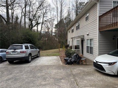 Rents scheduled to increase on this amazing tri-plex investment