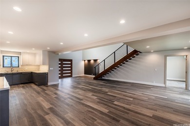 Nestled in the prestigious hillside community of Maunalani - photo 3