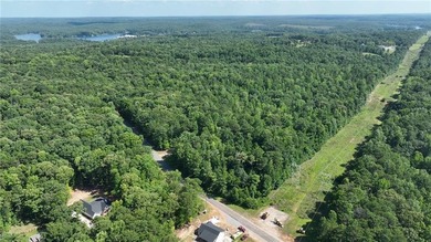 This beautiful property in Stillwaters Subdivision is a rare - photo 15