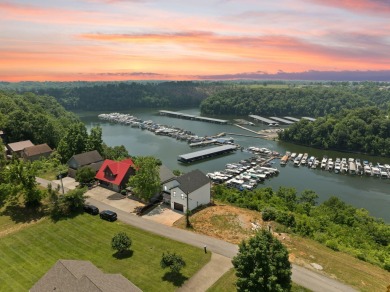 Lake Home For Sale in Somerset, Kentucky