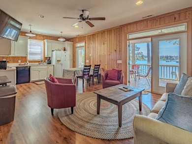Wake up to the shimmer of Lake Marion every morning and end your - photo 10