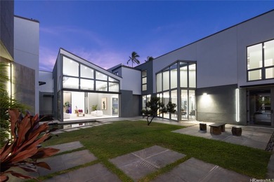 New construction on .41 acres along Kahala Avenue, this 7,741 sq - photo 1
