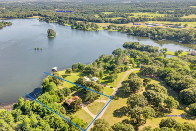 Lakefront Cabin with private runway - Lake Home For Sale in Murchison, Texas